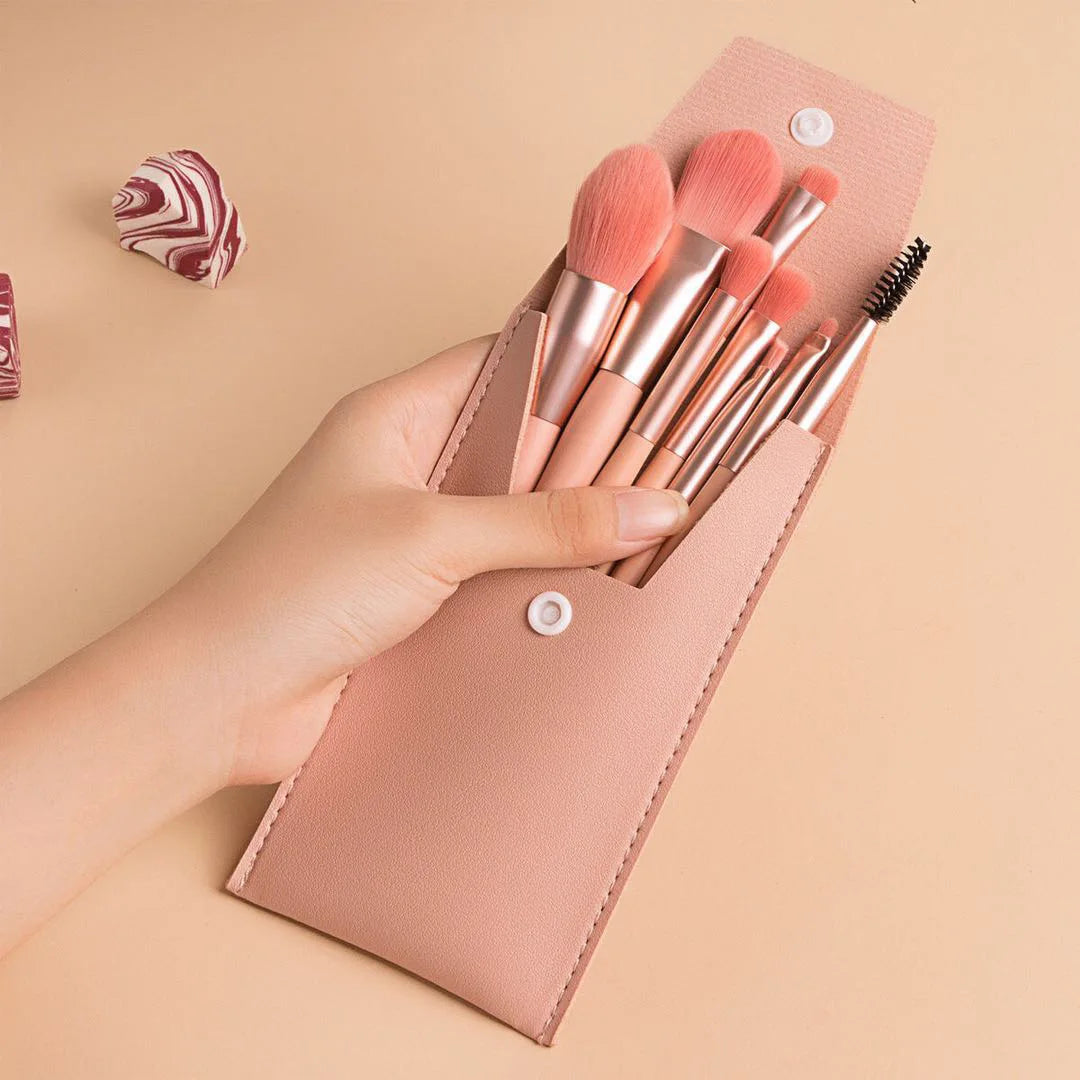 Portable 8-Piece Makeup Brush Set: For a Flawless Look Anytime