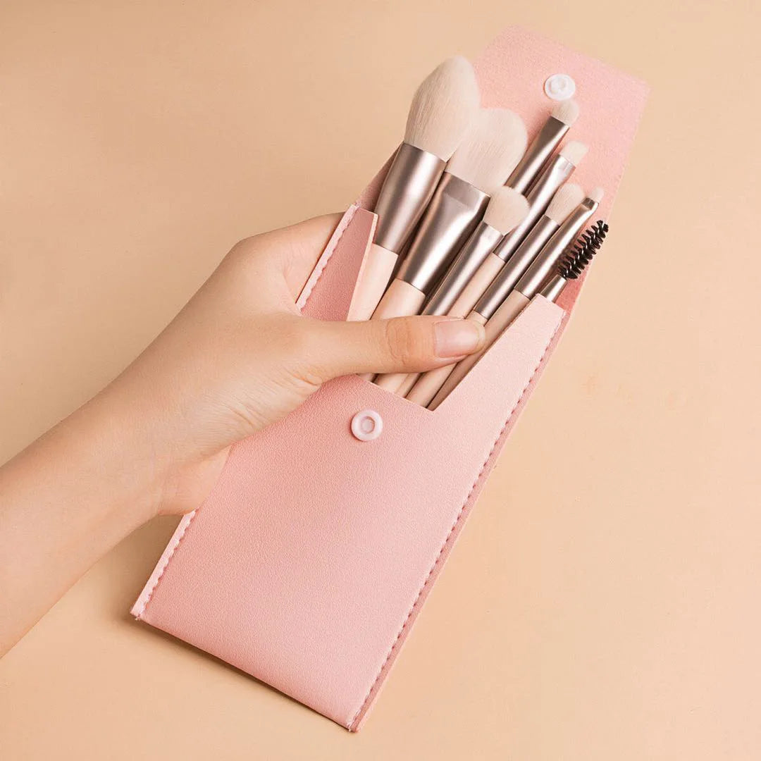 Portable 8-Piece Makeup Brush Set: For a Flawless Look Anytime